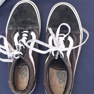 Black vans